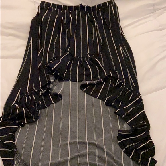 High-low Flouncy Skirt - Picture 2 of 2